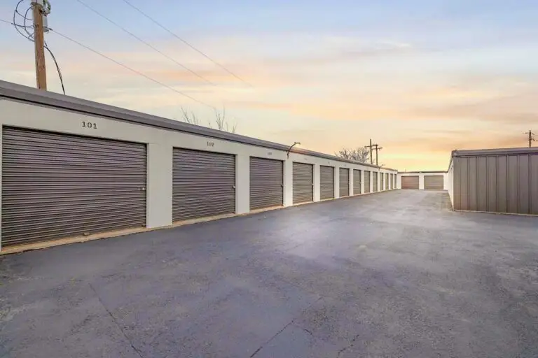 Benbrook Storage for Boats, Apartment Living and Moves