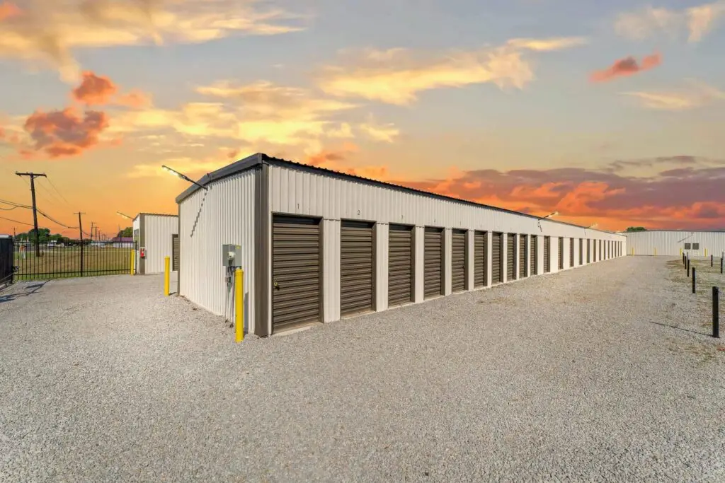 Mount Storage Early self storage facility