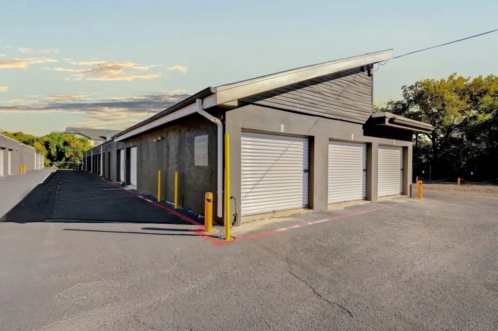 Drive-up storage units at Mount Storage Live Oak in Live Oak, TX