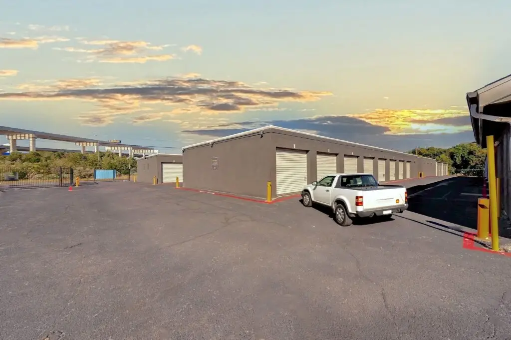 Storage buildings at Mount Storage Live Oak
