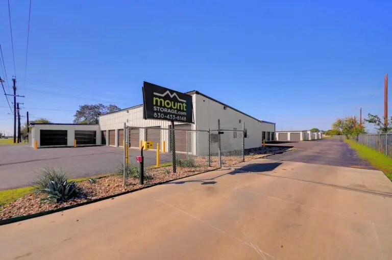 Seguin Storage for Lake McQueeney Boats, TLU Students and Movers